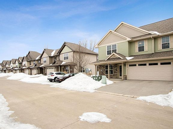 3rd image of 467 Churchill Dr