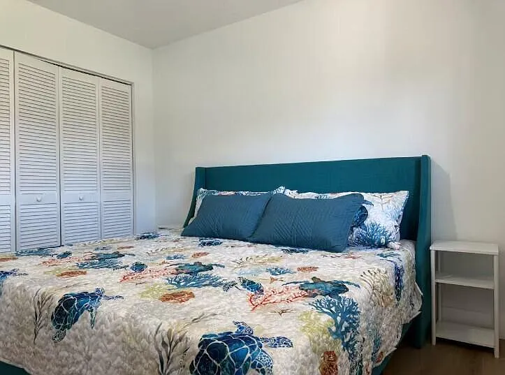 516 E Whitney Dr — Photo 14