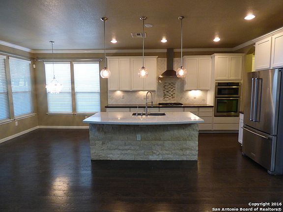 2nd image of 11506 Isla Way