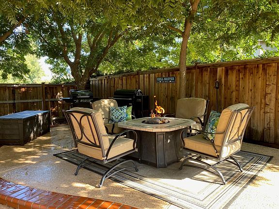 3rd image of 5543 W Prospect Avenue