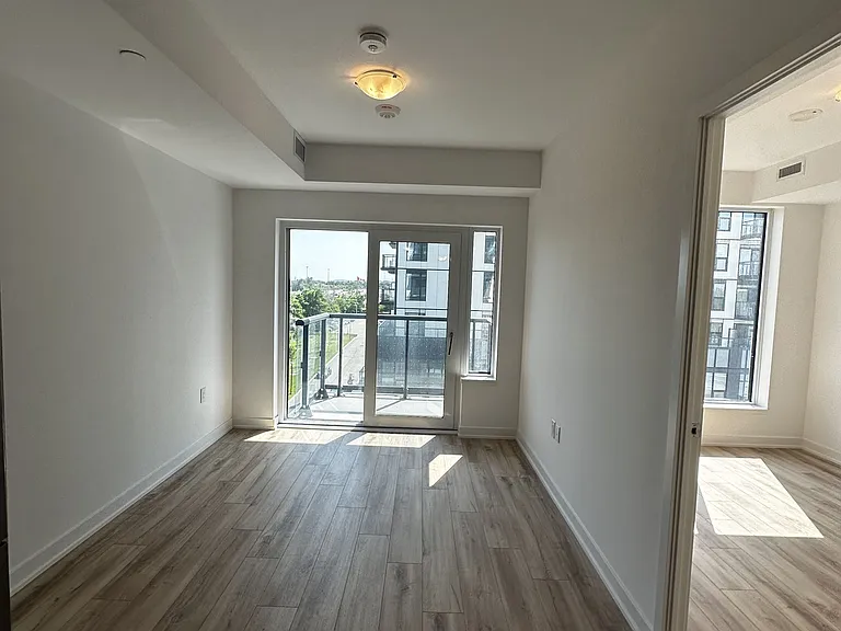 7439 Kingston Rd #512 — Photo 6