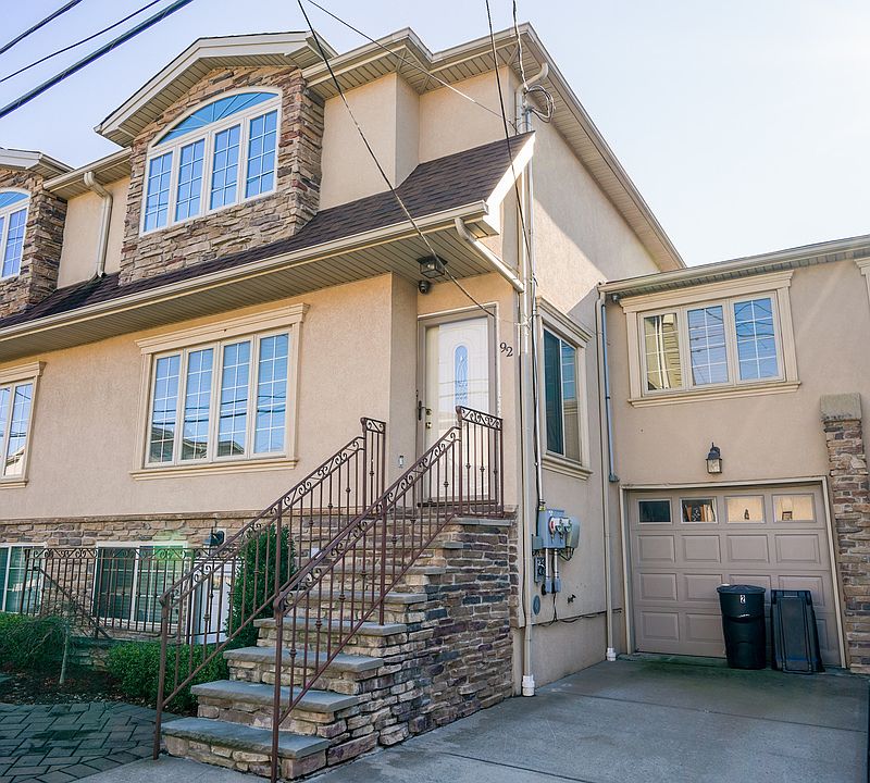 1st image of 92 Crabtree Ave