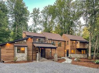 4391 N Shasta Loop, Eugene, OR 97405