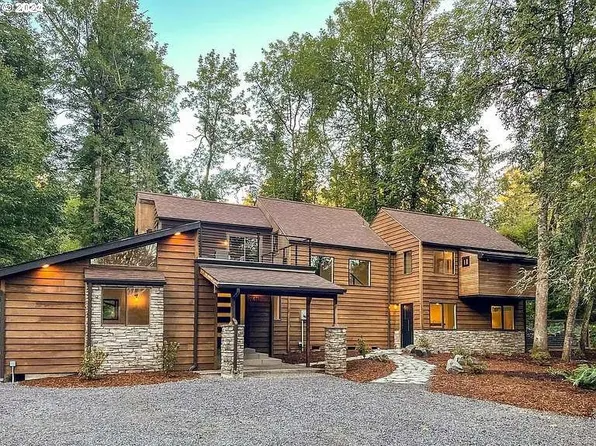 4391 N Shasta Loop, Eugene, OR 97405