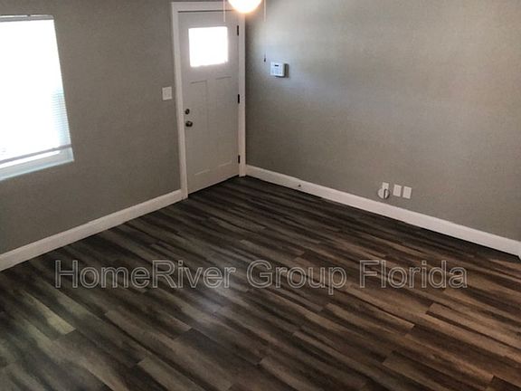 4th image of 7512 N Highland Ave