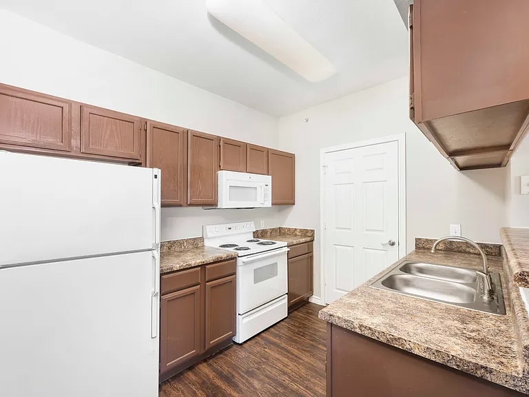 MAA Sierra Vista — Photo 13