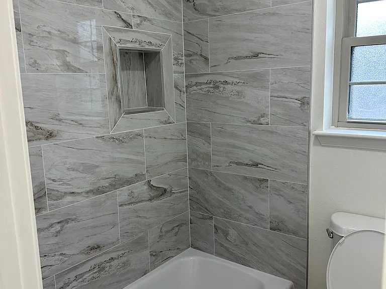 2243 Bernwood Dr — Photo 12