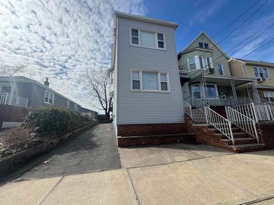 40-42 E 31st St, Bayonne, NJ, 07002
