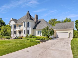 73501 Windmill Dr, Romeo, MI 48065