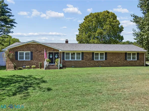 4424 Hickory Trl, Gloucester, VA 23061