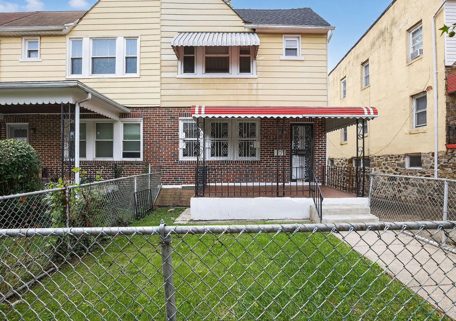 3 bed 2 bath in Baltimore, MD — Photo 1