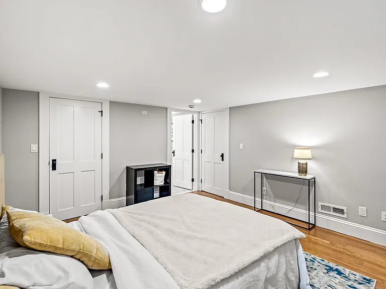 2 Brattle Cir — Photo 44