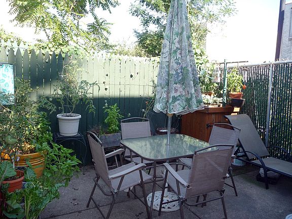 5th image of 2529 E Albert St