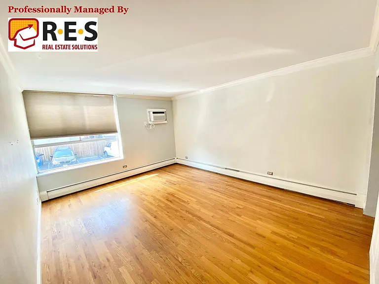 1390 N Emerson St #202 — Photo 4