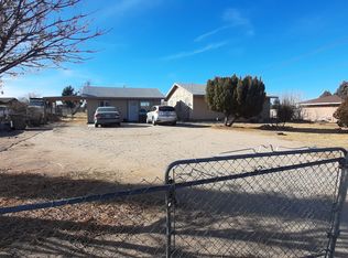 9278 11th St, Hesperia, CA 92345