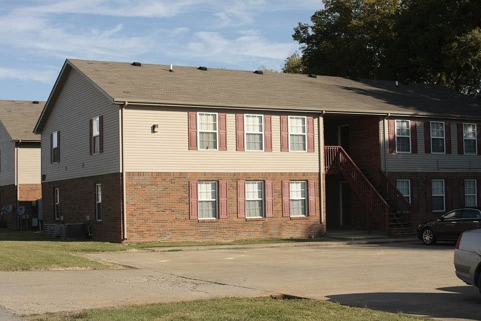 2nd image of 115 Mace Ln APT 201