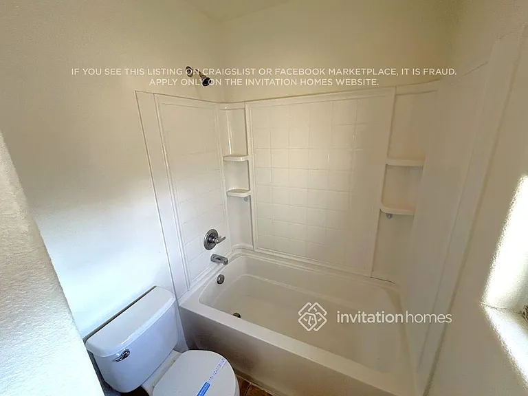 6446 W Valencia Dr — Photo 15