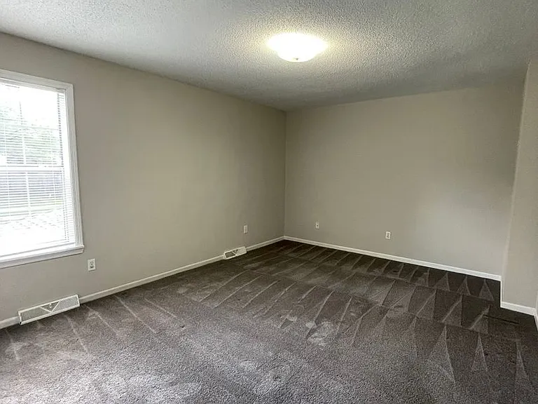 2304-2306 Parks Edge Pl — Photo 14