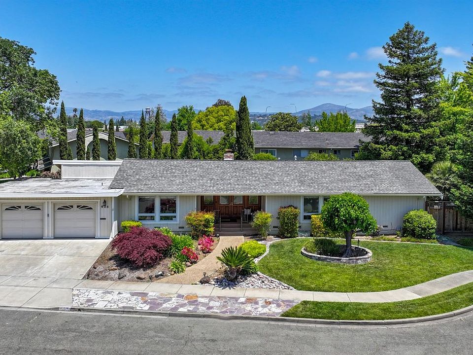 1st image of 625 Cabot Court