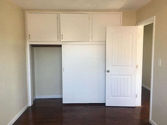 5th image of 500 W Washington Ave