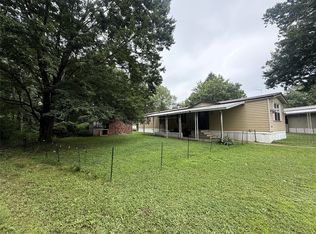 16327 Horseshoe Dr, Saegertown, PA 16433