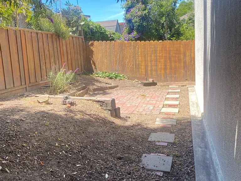 1540 Hearst Ave #1 — Photo 9