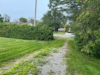 3rd image of 701 Joseph St