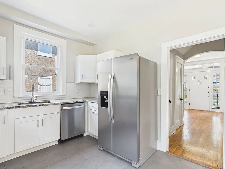 3302 Garland Ave — Photo 16