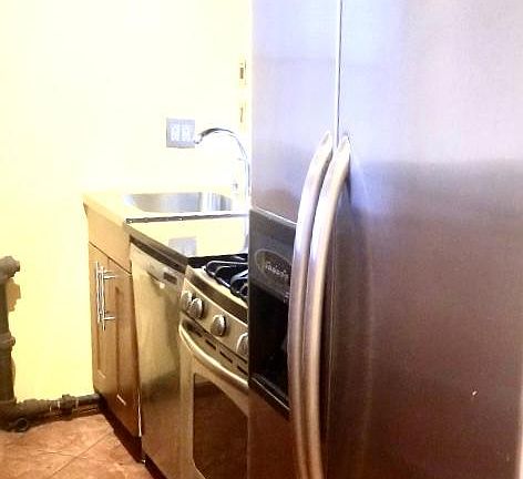 3rd image of 9034 148th St APT D1