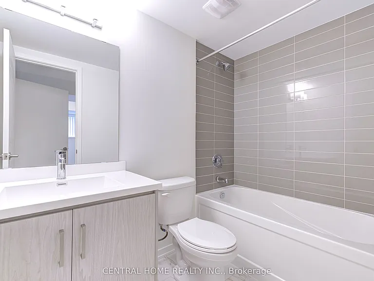 130 Honeycrisp Cres #Townhouse 312 — Photo 21