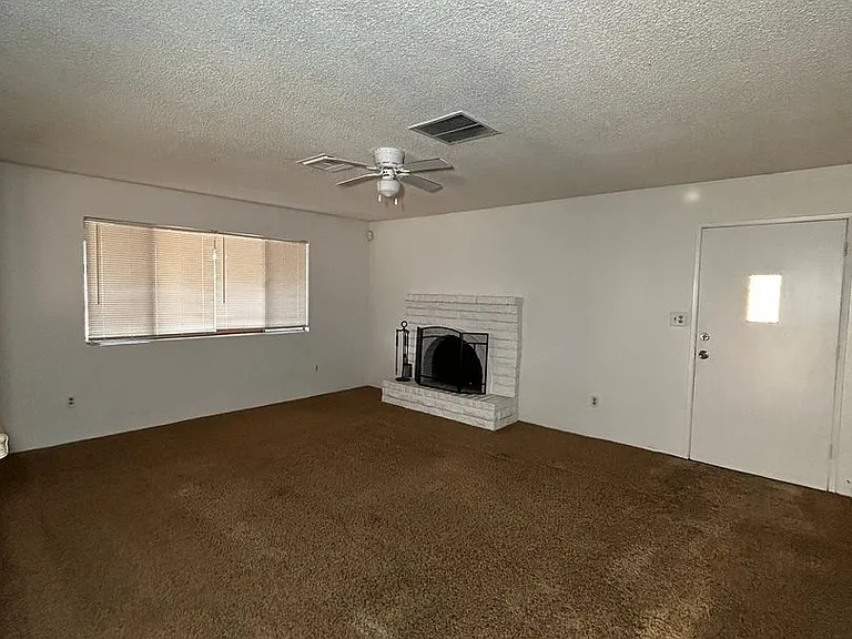 5204 Curson Ave — Photo 3