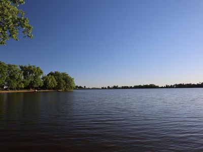 14 W Clear Lake Dr, Ceylon, MN, 56121