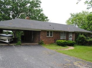 1112 Lock 4 Rd, Gallatin, TN 37066