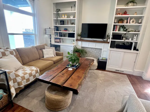 2943 N Franklin St, Denver, CO 80205