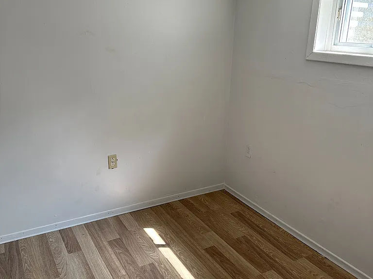 27 Haileybury Dr #BASEMENT — Photo 10