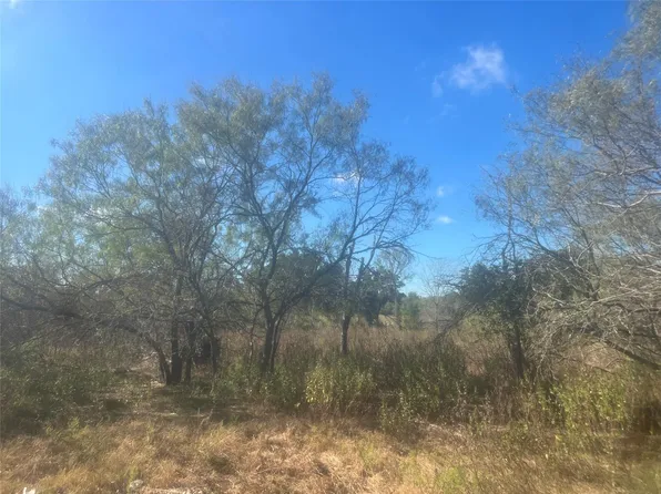 23933 Sagewood Ln, Bedias, TX 77831