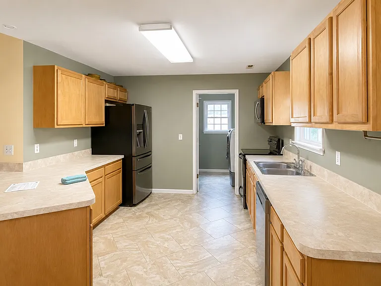 550 Walnut Shade Rd — Photo 7