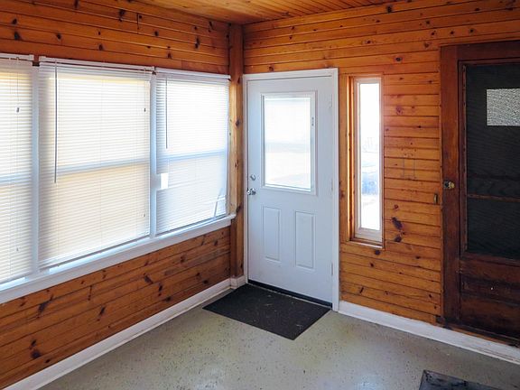 5th image of 6140 S Packard Ave #2