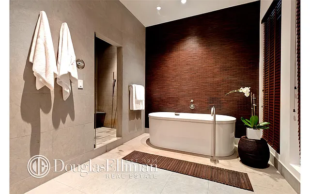 Sold by Douglas Elliman | media 26