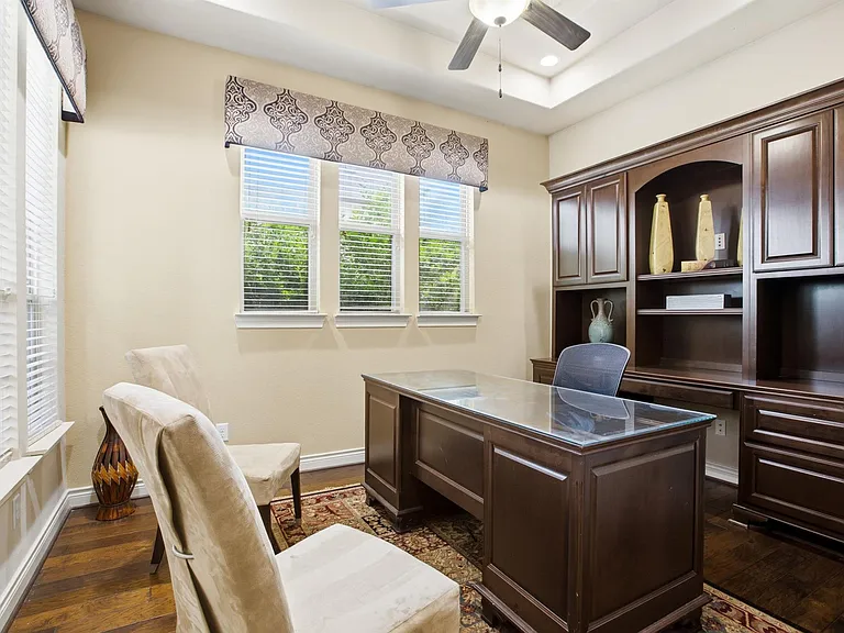 4330 Cobalt Cross St — Photo 20
