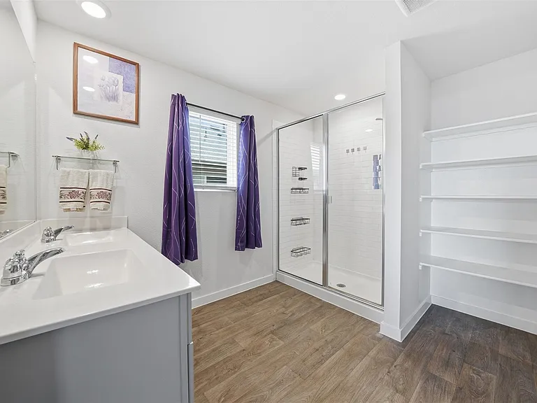 318 Merriman Rd — Photo 25