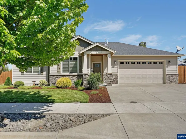 311 Castlebrook Ct, Silverton, OR 97381