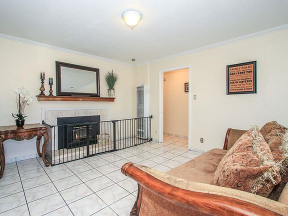 4th image of 110 Longford Dr