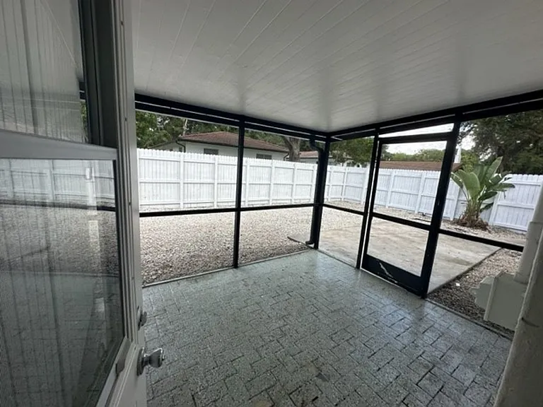 3315-3331 SW 15th Ave — Photo 44