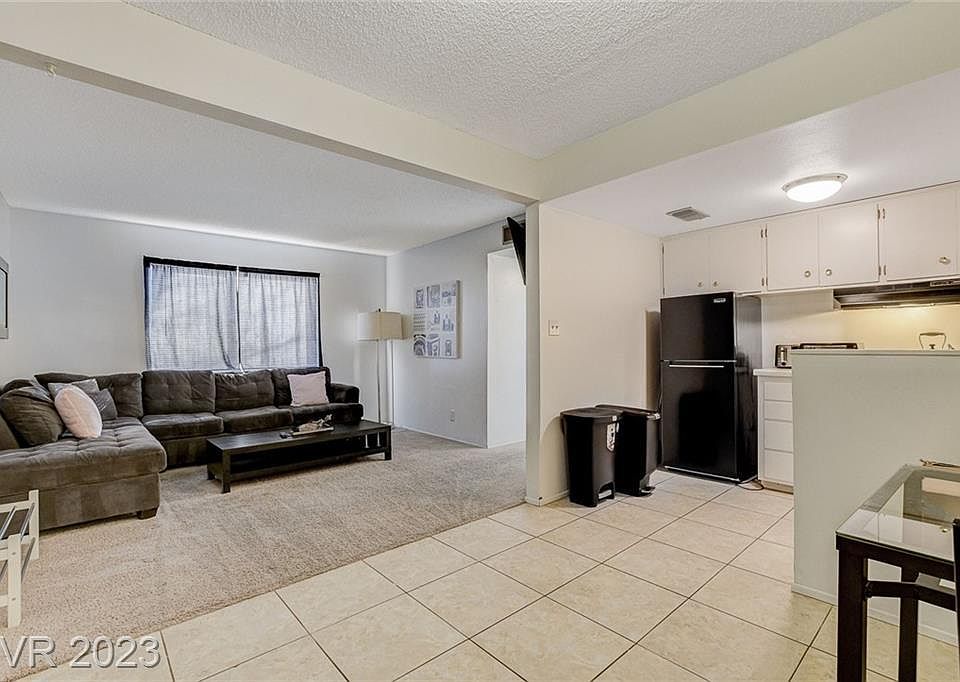 1st image of 3821 1/2 Daisy St APT 25