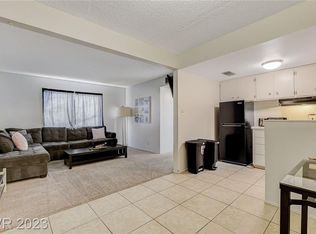 3821 1/2 Daisy St APT 25, Paradise, NV 89119