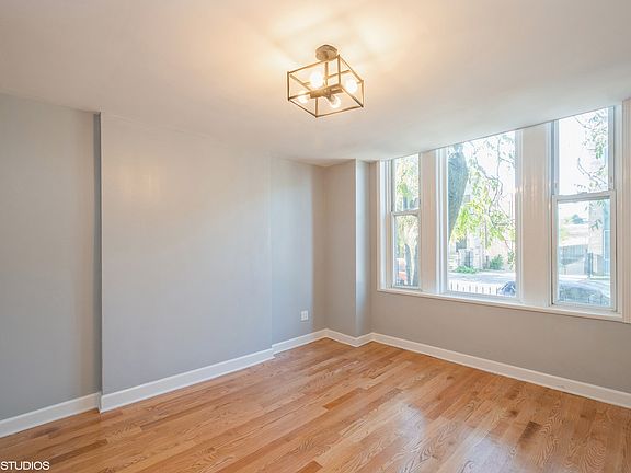 2nd image of 1617 S Central Park Ave