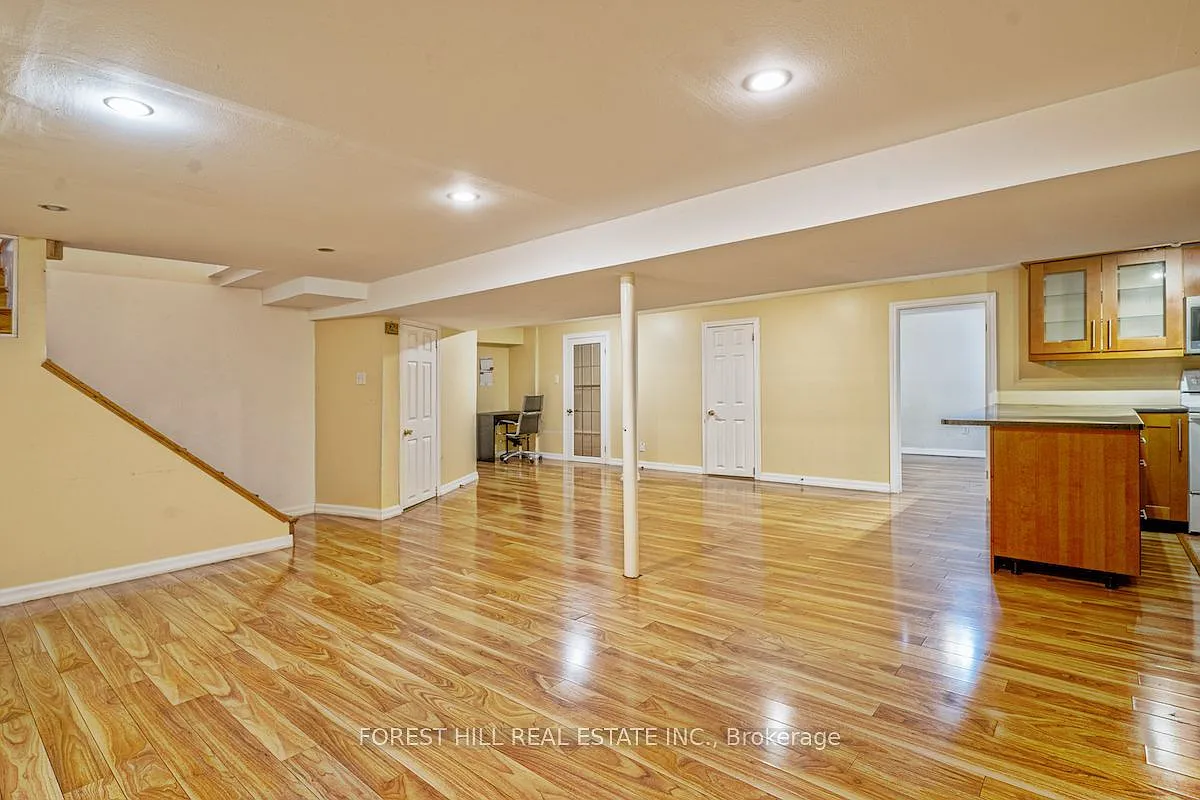 2 bed, $1,800 — Photo 3