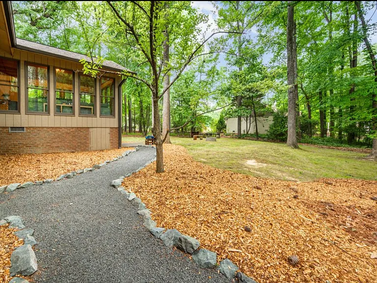 1020 Burning Tree Dr — Photo 41