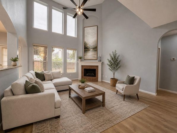 3126 Valley Ct